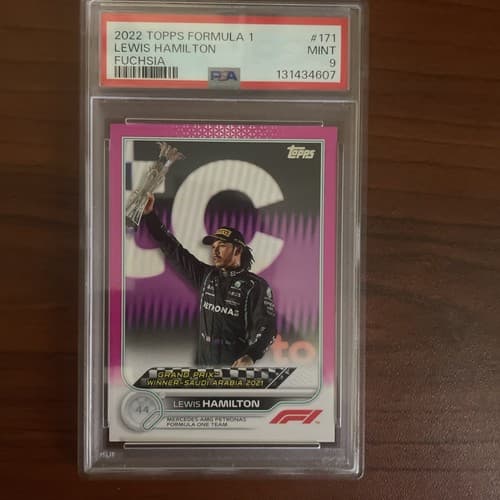 PSA 9 2022 Topps Formula 1 Lewis Hamilton /150 Fuchsia